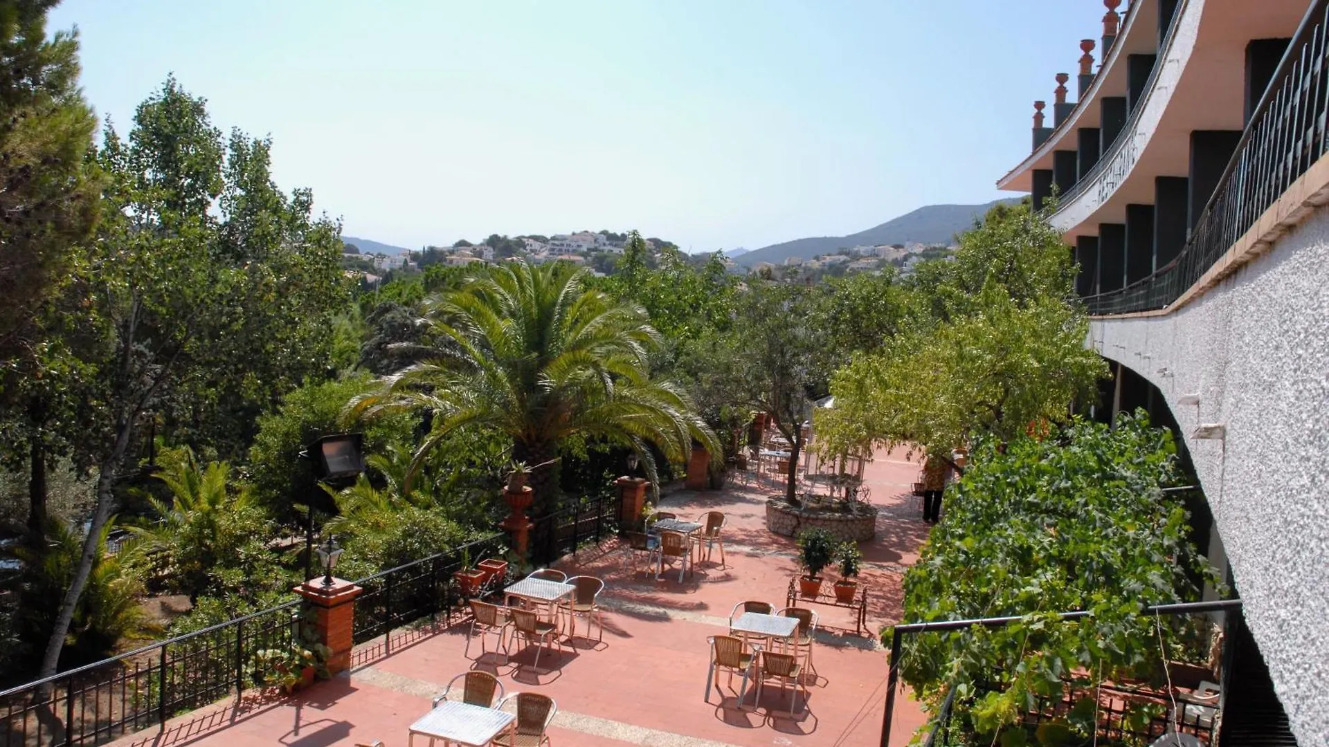 Hotel Gri-Mar Llanca