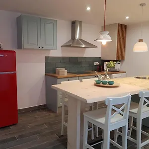 Apartamento Ideal Parelles Aptm Amb Encant Estil Mediterrani I Tranquil A