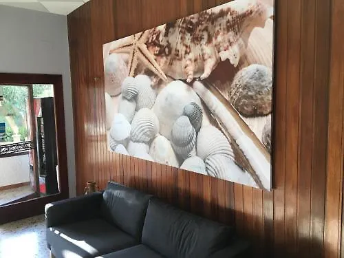 Hotel Gri-Mar Llanca