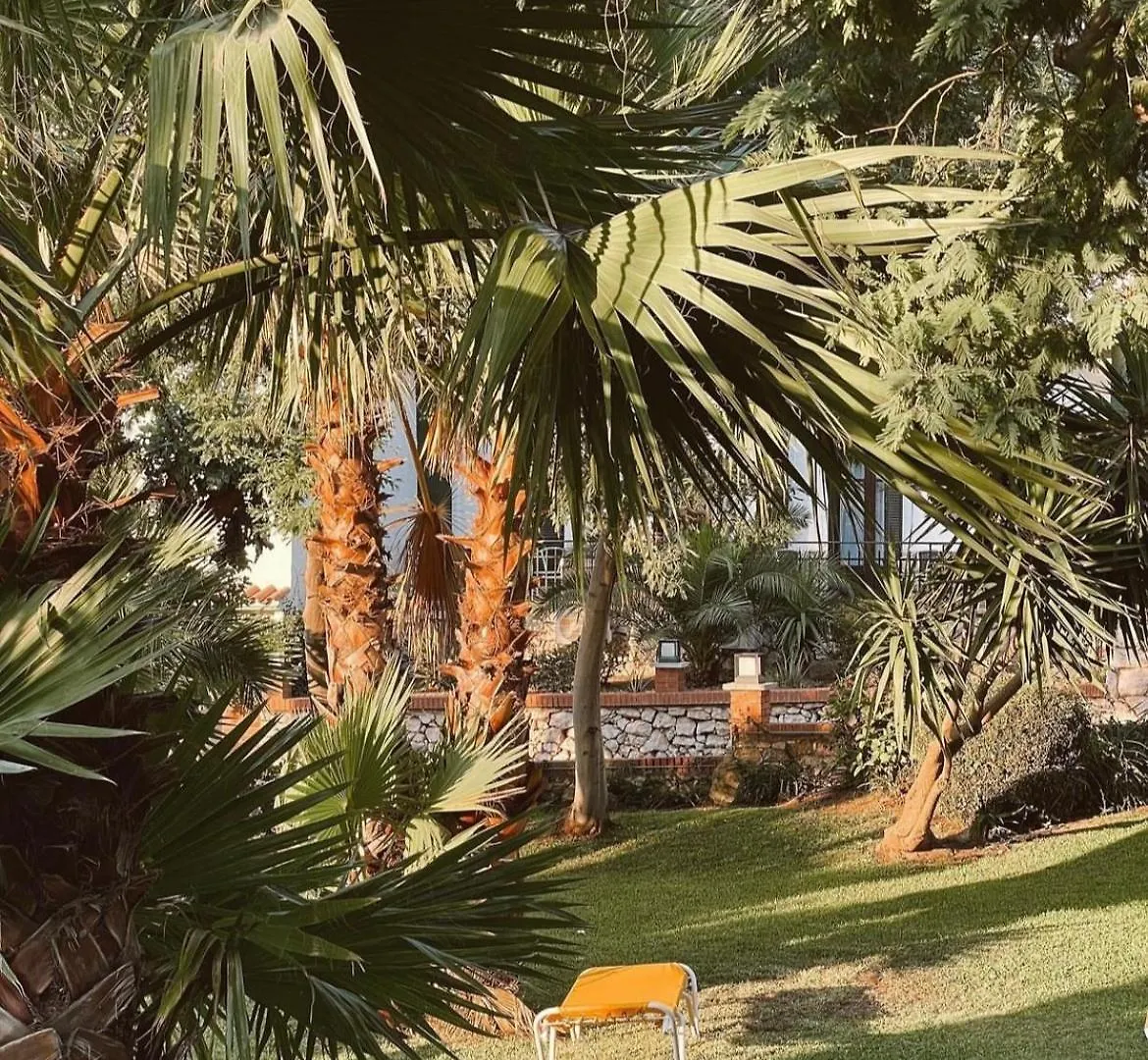 Hotel Gri-Mar Llanca